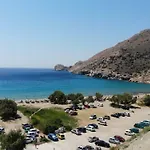 George 4* Galissas