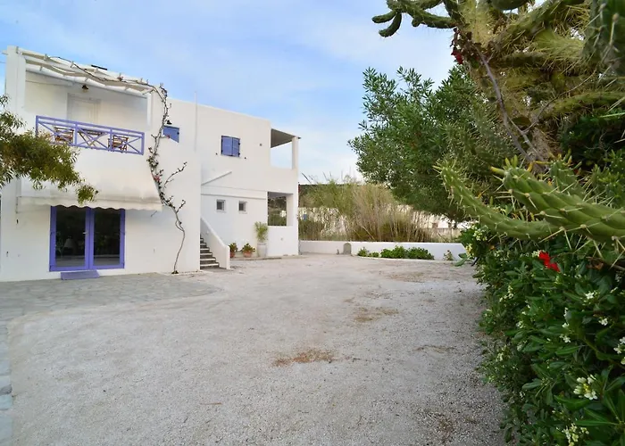 Guest house George Galissas